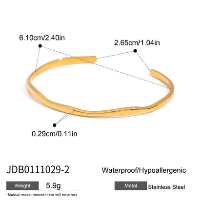 Bracelet en acier titane inoxydable en forme de cœur et non décolorant