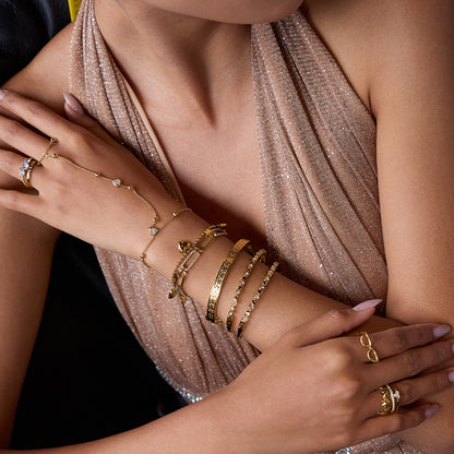 Bracelet en acier titane inoxydable en forme de cœur et non décolorant
